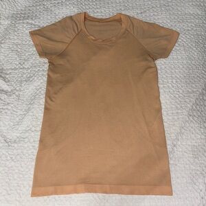 Lululemon swiftly tech